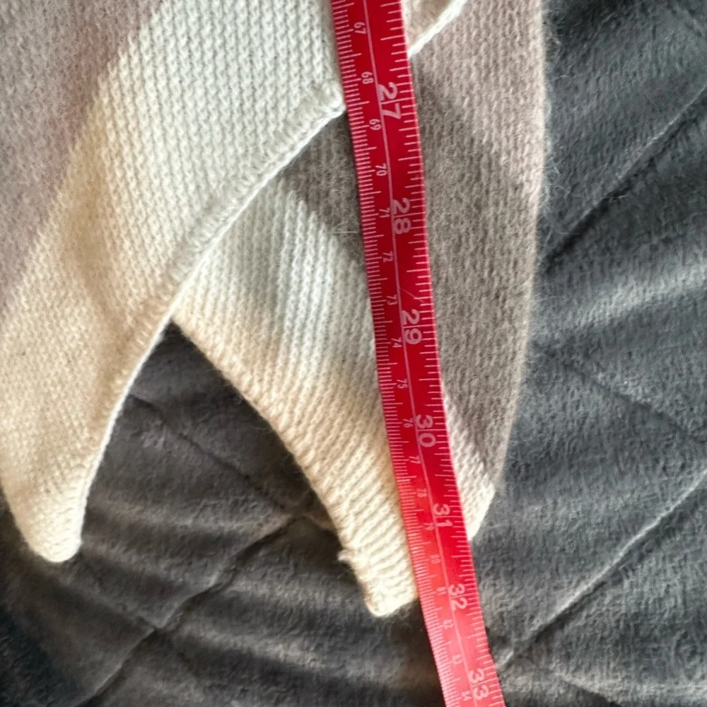 Angora/Wool Scarf - Picture 6 of 7